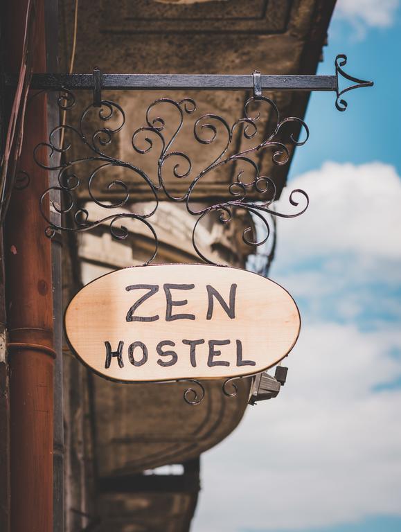 Zen Hostel Cluj-Napoca Exterior foto